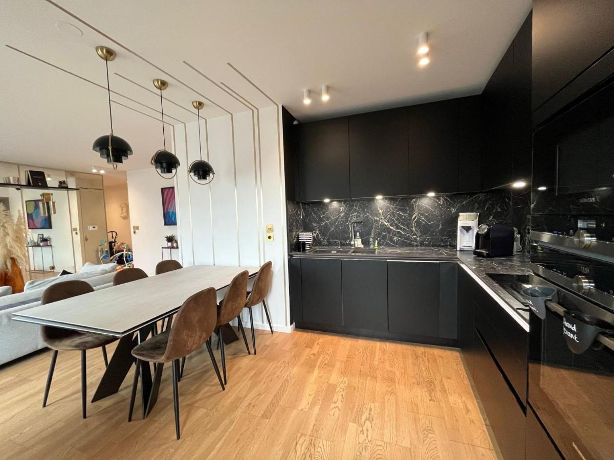 Appartement Luxueux Climatise Avec Terrasse, 6 Couchages - 17Eme Arrondissement De Paris กลีชี ภายนอก รูปภาพ
