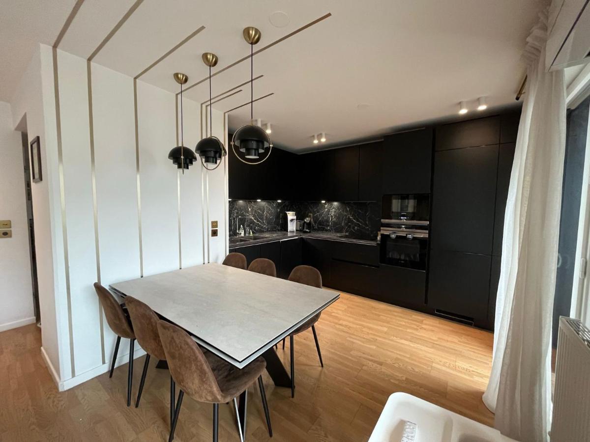 Appartement Luxueux Climatise Avec Terrasse, 6 Couchages - 17Eme Arrondissement De Paris กลีชี ภายนอก รูปภาพ